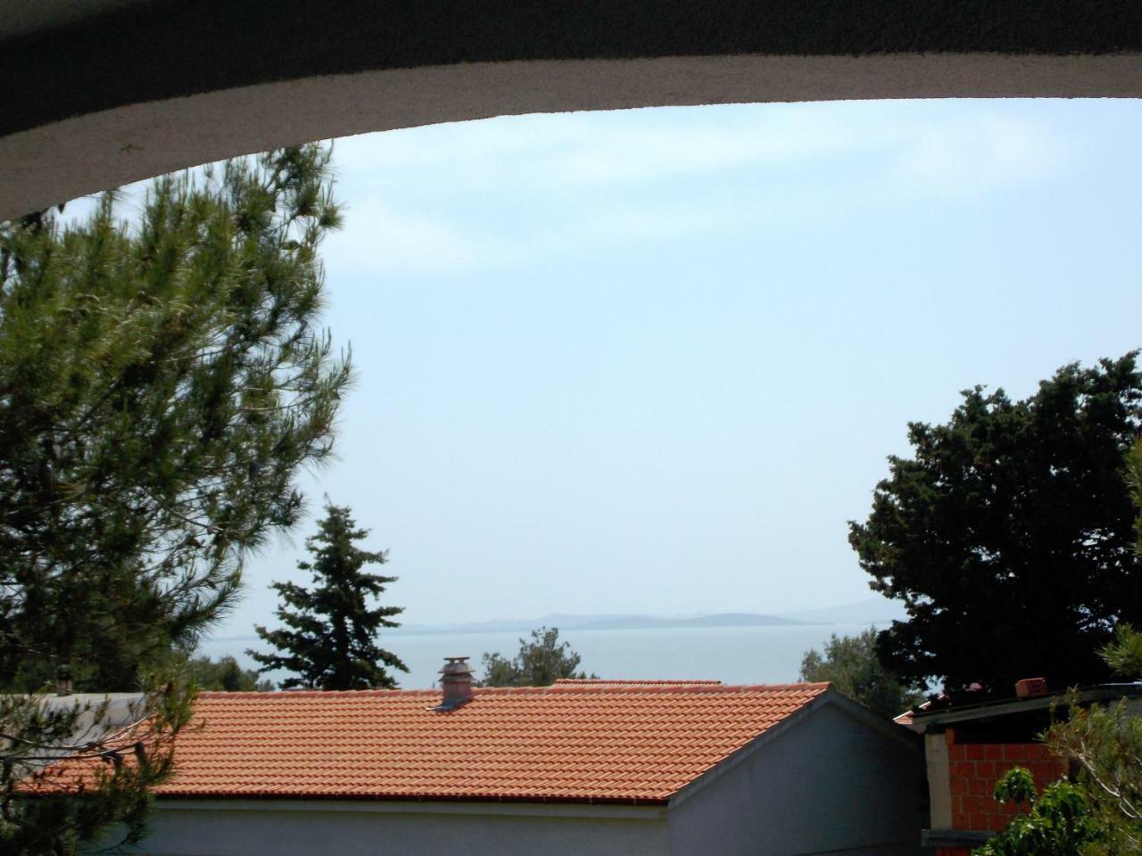 Apartment Vir Exteriör bild
